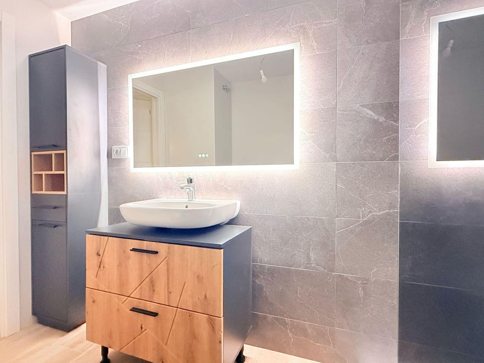 4 sypialnia Willa na sprzedaż w Muchamiel / Mutxamel z basenem garażem - 565 000 € (Ref: 9438117)