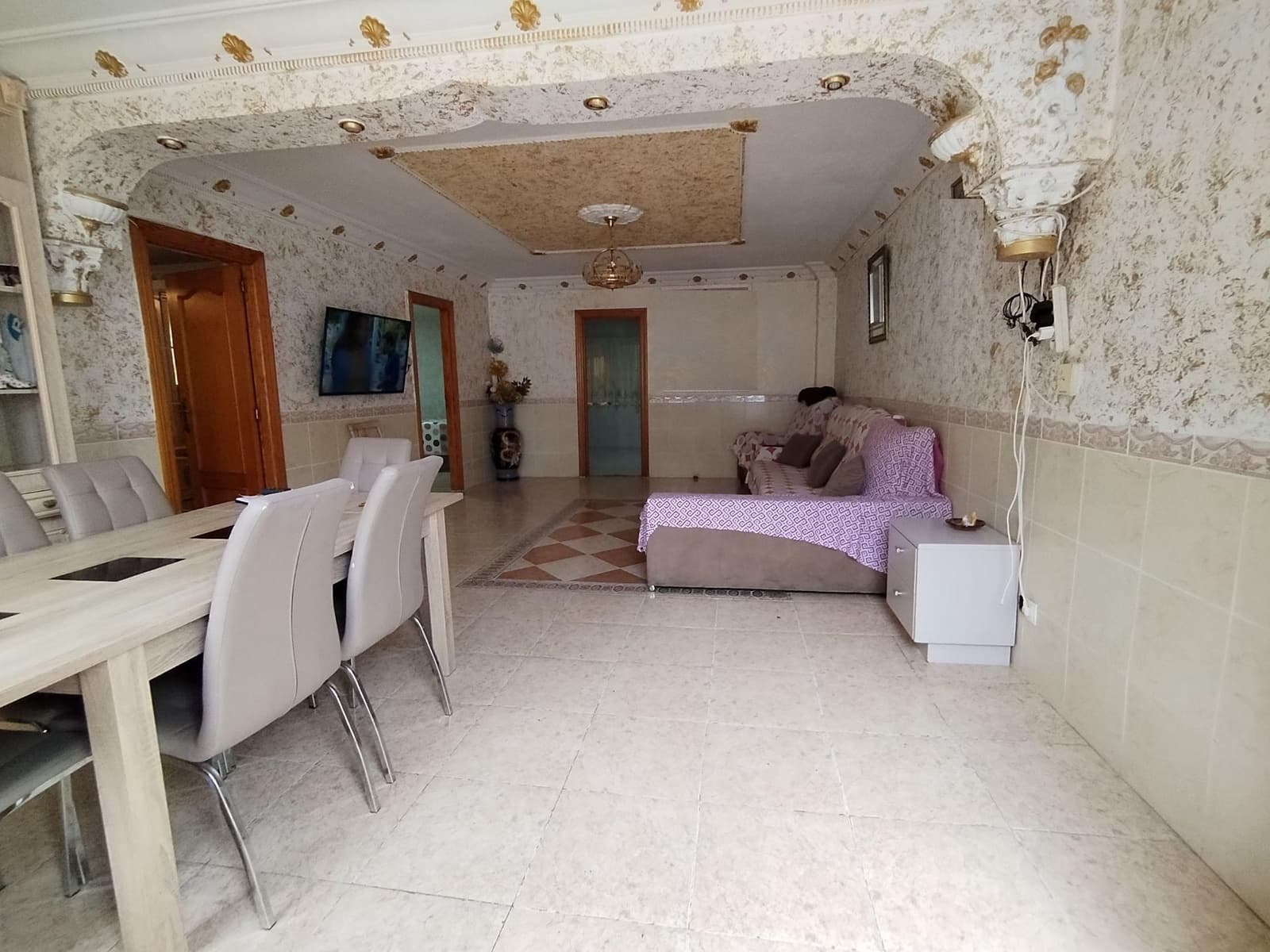 2 sovrum Radhus till salu i Alicante stad - 192 000 € (Ref: 9438118)