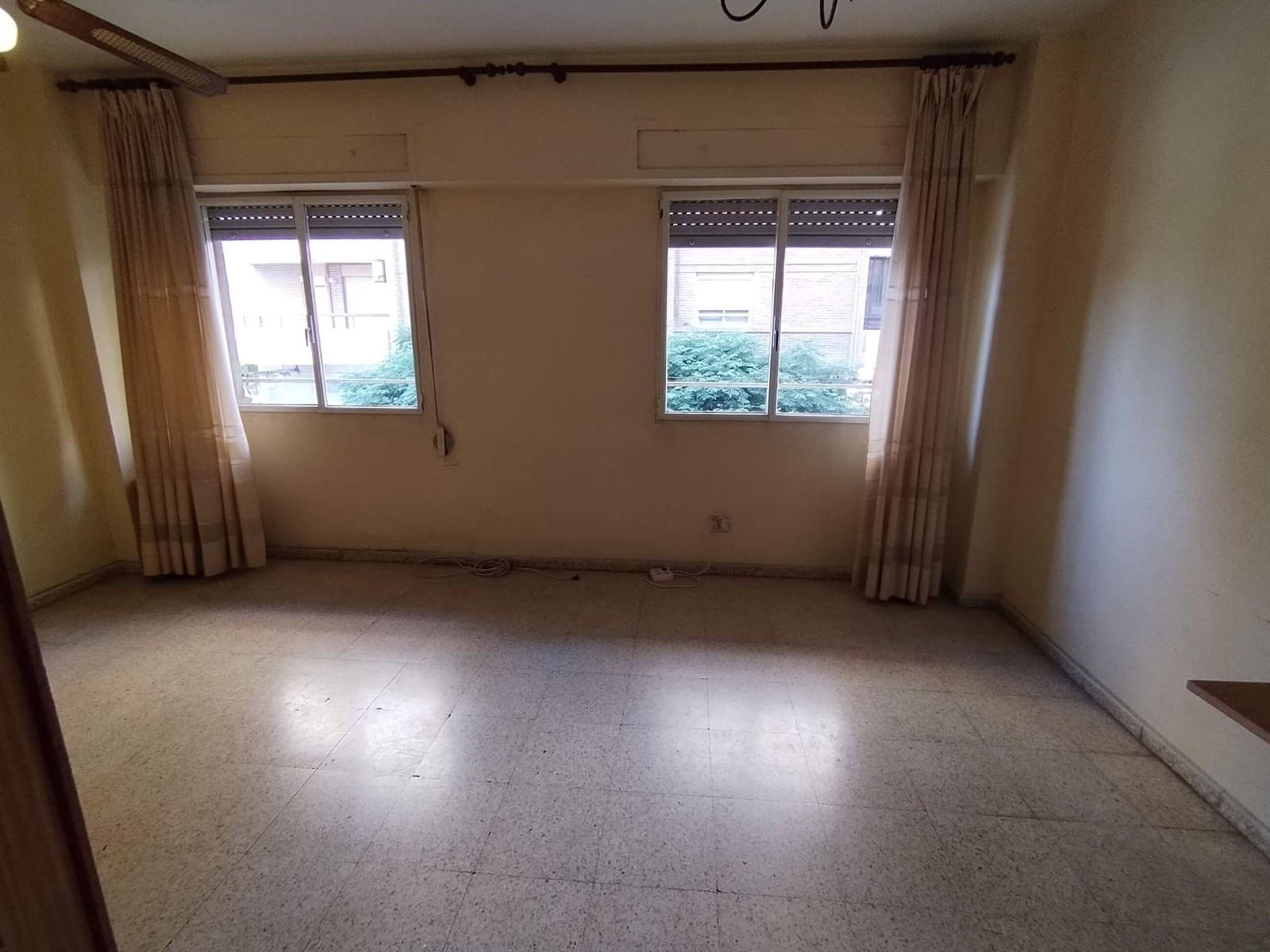 3 soveværelse Lejlighed til salg i Alicante by med garage - € 186.000 (Ref: 9438119)