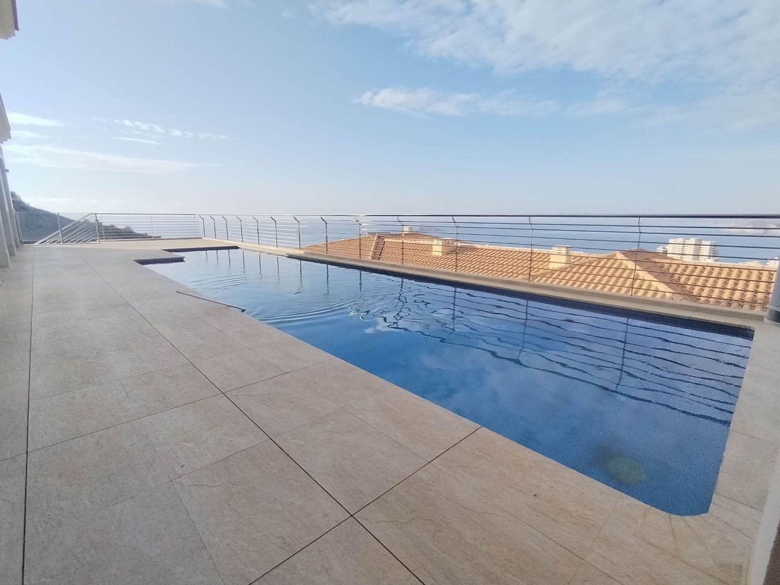 4 bedroom Villa for sale in Benidorm with pool garage - € 3,100,000 (Ref: 9438121)