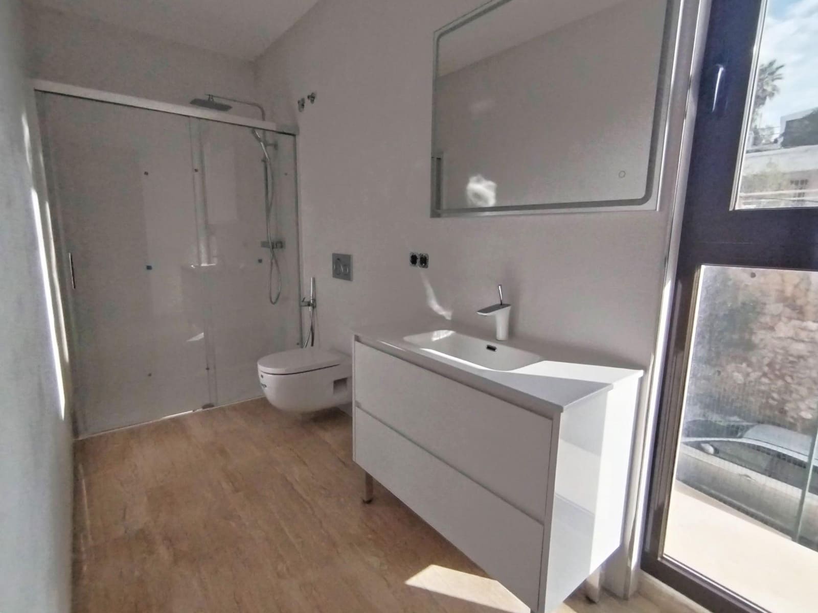 4 bedroom Villa for sale in Benidorm with pool garage - € 3,100,000 (Ref: 9438121)