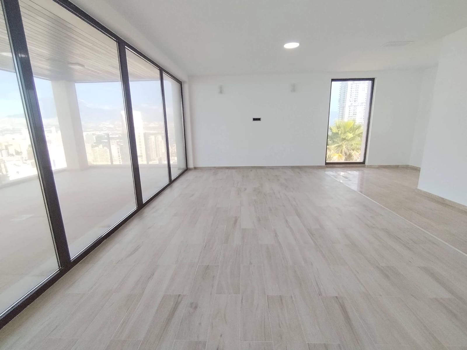 4 bedroom Villa for sale in Benidorm with pool garage - € 3,100,000 (Ref: 9438121)