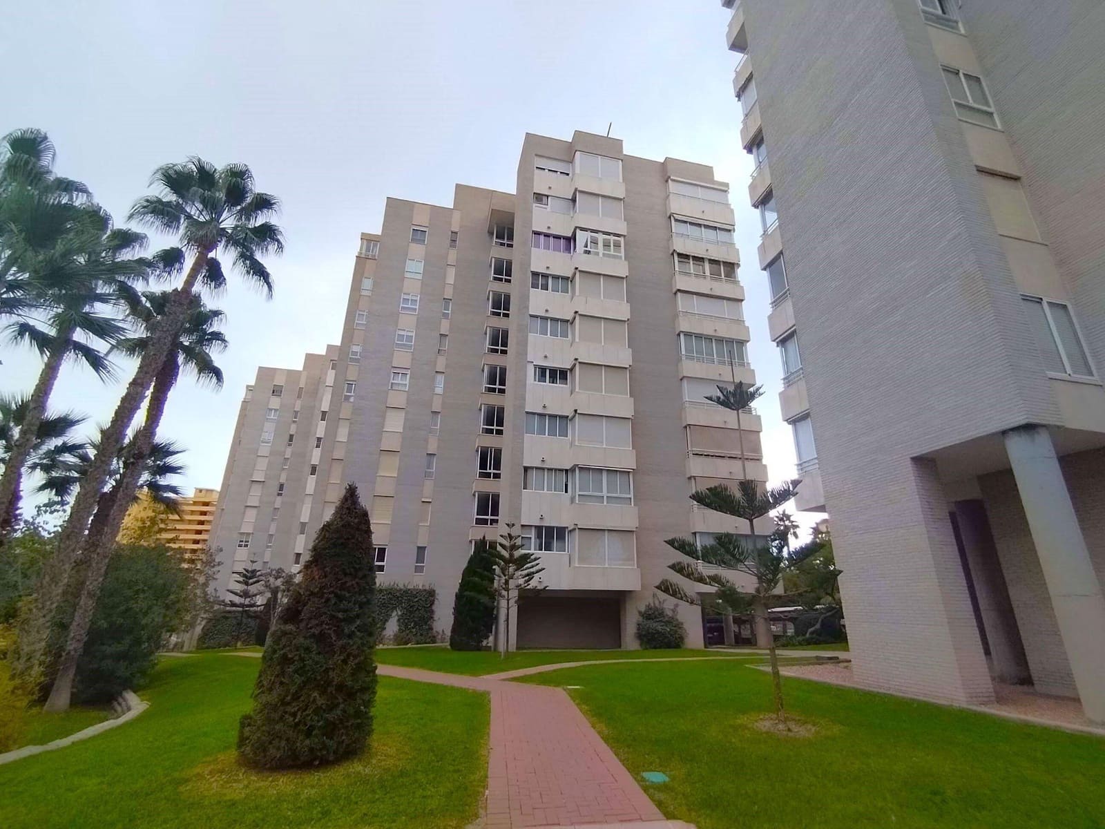 2 soveværelse Lejlighed til leje i Playa de San Juan med swimmingpool garage - € 1.200 (Ref: 9438122)