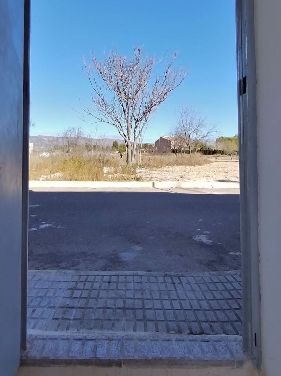 3 soveværelse Finca/Landehus til salg i Pinoso med swimmingpool - € 129.995 (Ref: 9438124)