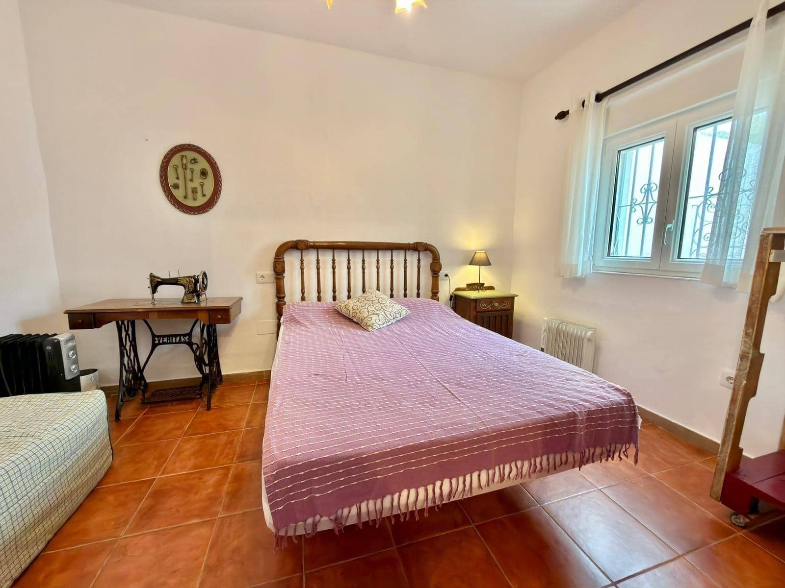 3 bedroom Finca/Country House for sale in Pinoso with pool - € 129,900 (Ref: 9438124)