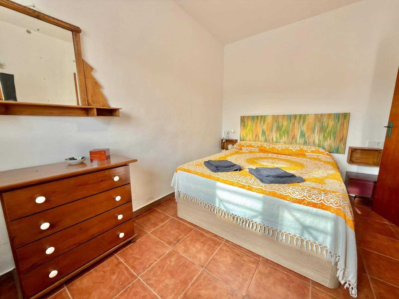 3 bedroom Finca/Country House for sale in Pinoso with pool - € 129,900 (Ref: 9438124)