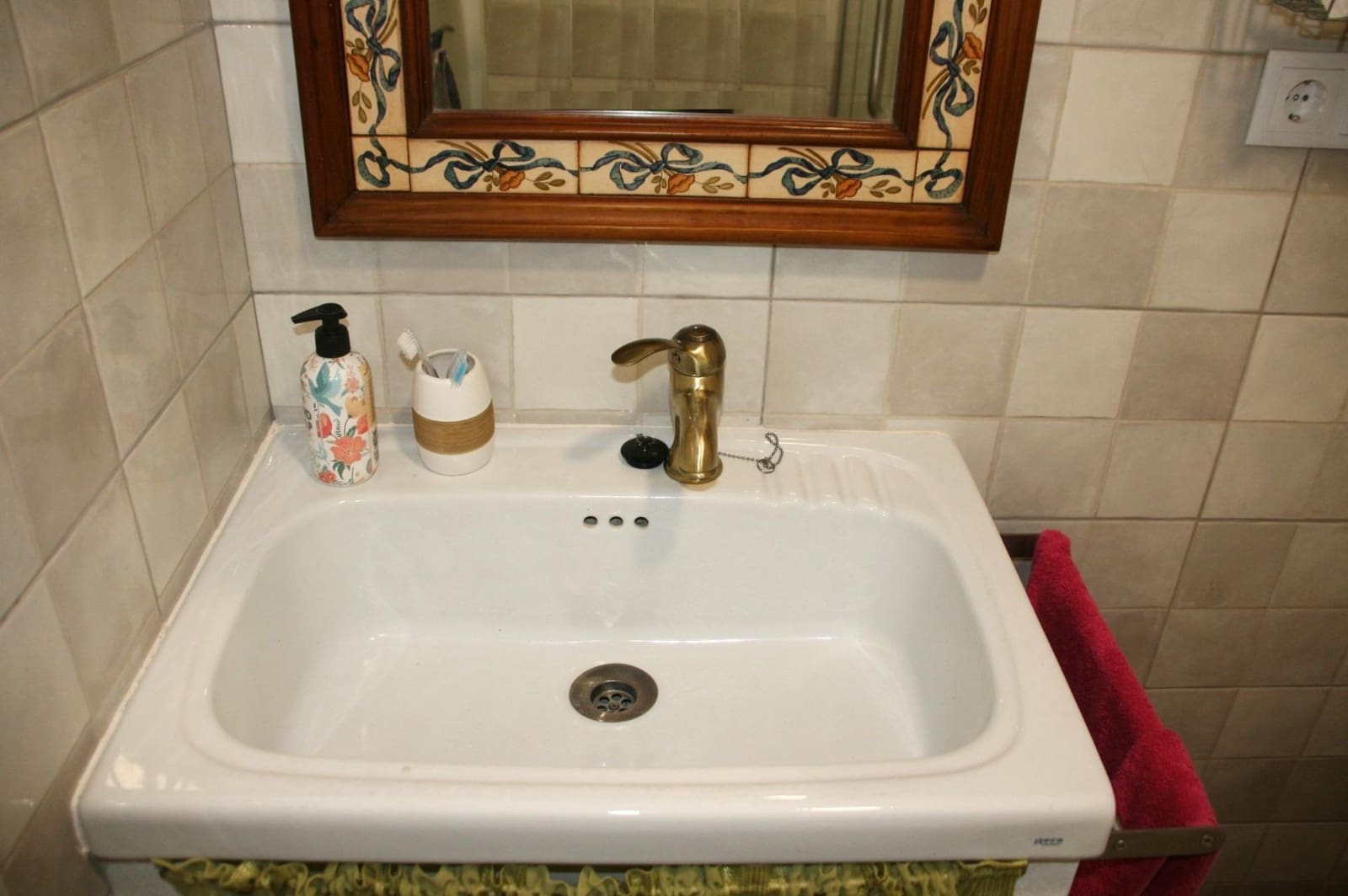 3 bedroom Finca/Country House for sale in Pinoso with pool - € 129,900 (Ref: 9438124)