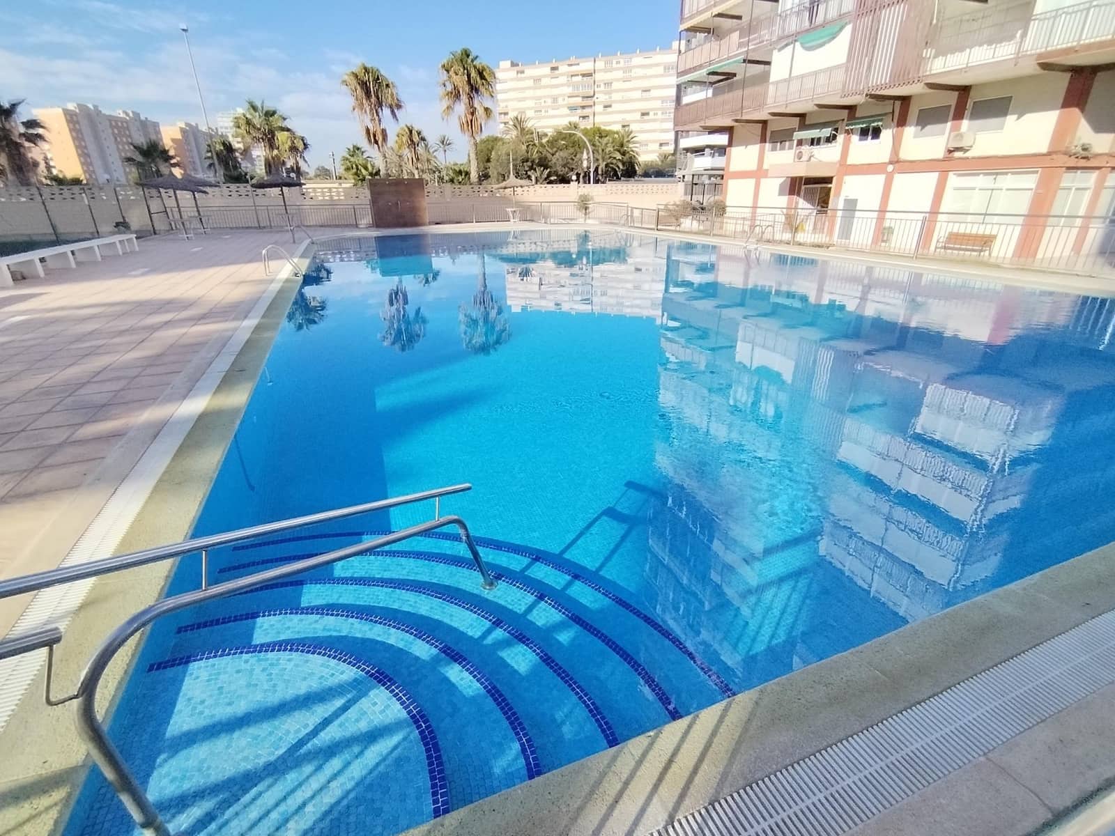 3 makuuhuone Asunto vuokrattavana paikassa Playa de San Juan - 1 200 € (Ref: 9452295)