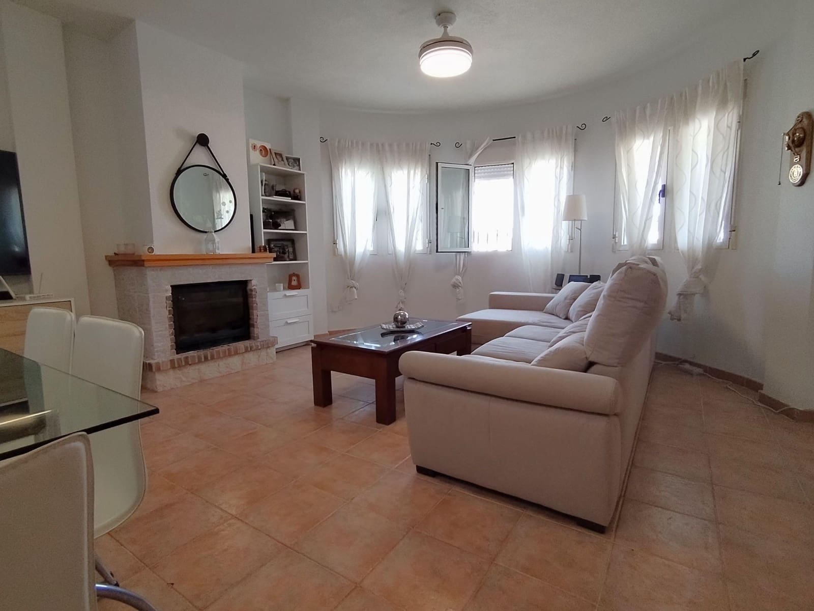 4 bedroom Villa for rent in Castalla with pool garage - € 1,500 (Ref: 9452296)
