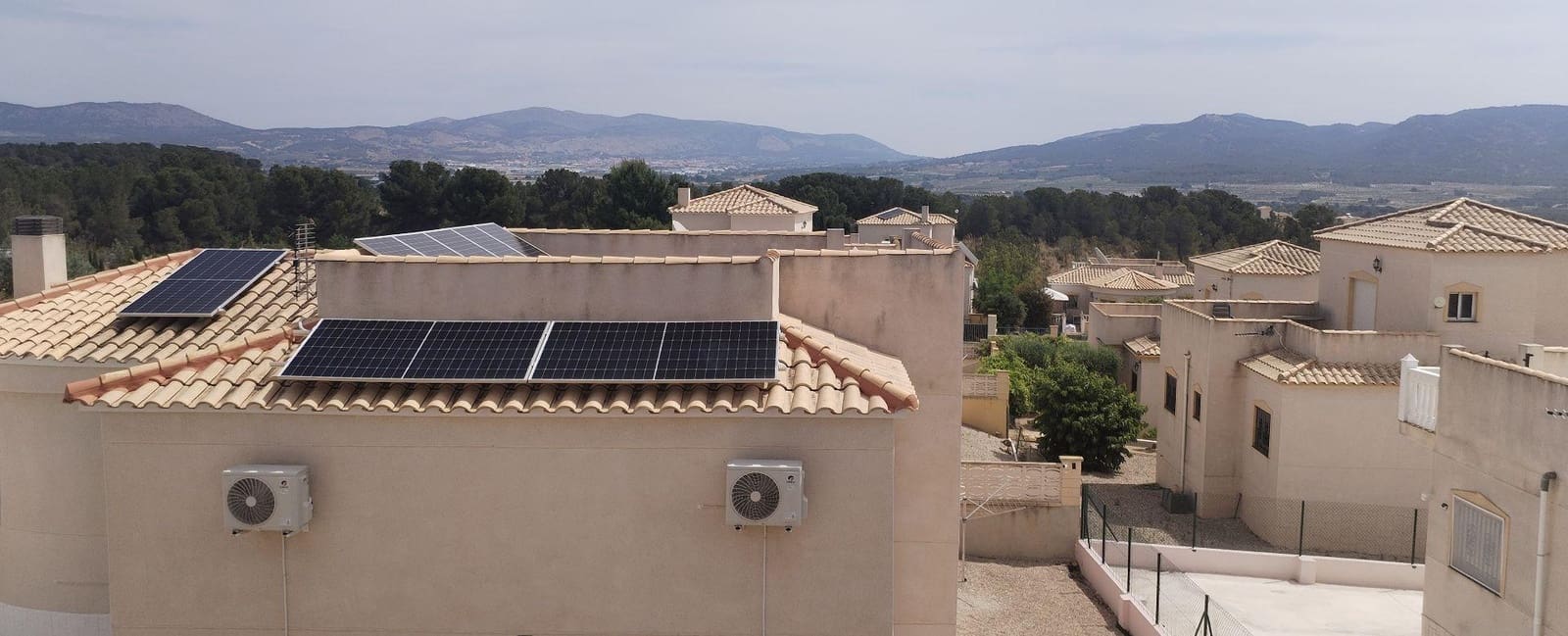 4 bedroom Villa for rent in Castalla with pool garage - € 1,500 (Ref: 9452296)