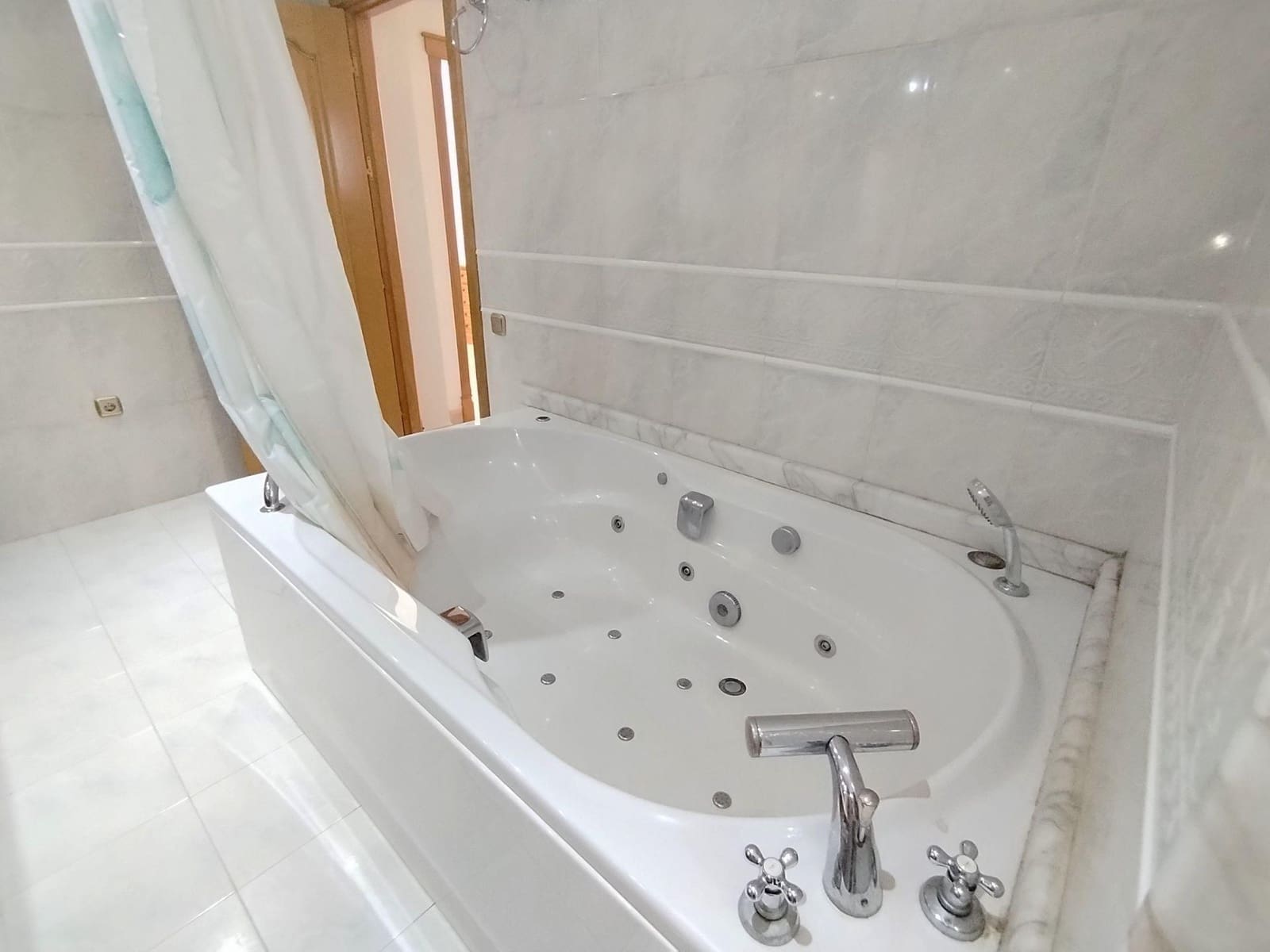 7 chambre Villa/Maison à vendre à Callosa de Segura avec piscine garage - 530 000 € (Ref: 9470116)