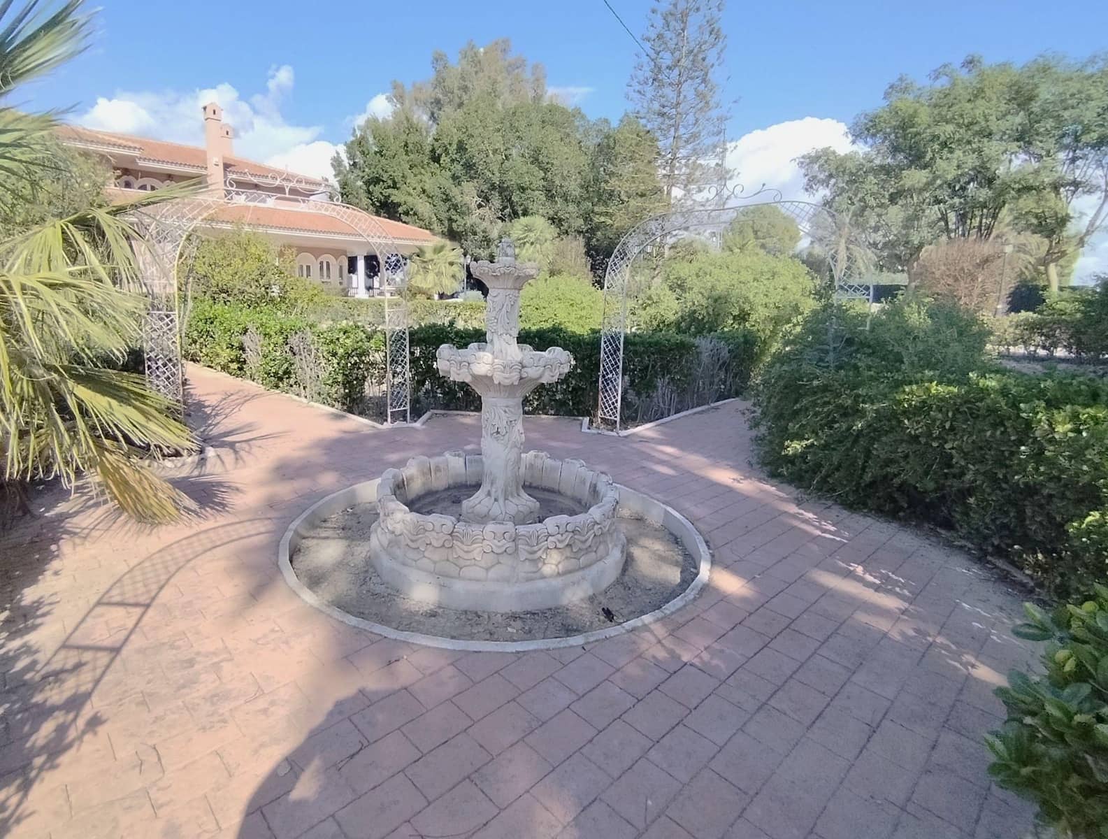 7 chambre Villa/Maison à vendre à Callosa de Segura avec piscine garage - 530 000 € (Ref: 9470116)