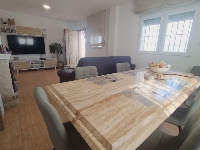 4 sovrum Villa till salu i Castalla med pool garage - 340 000 € (Ref: 9470117)