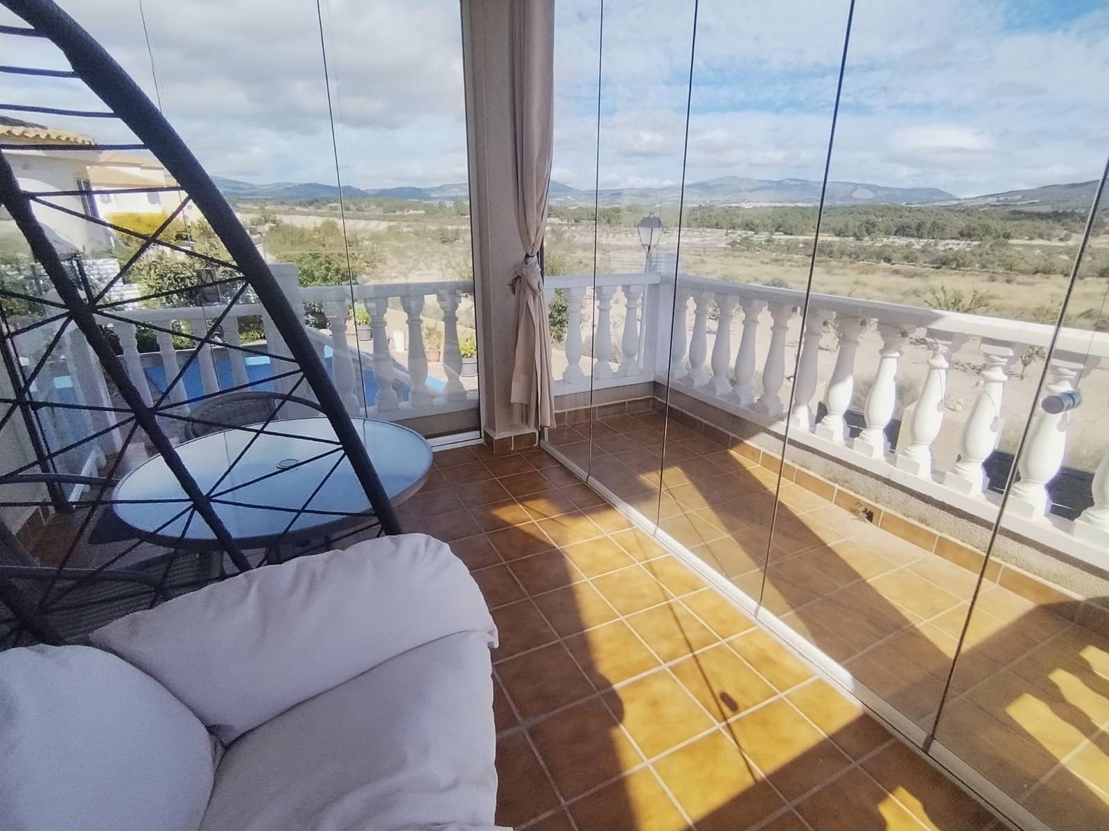 4 sovrum Villa till salu i Castalla med pool garage - 340 000 € (Ref: 9470117)