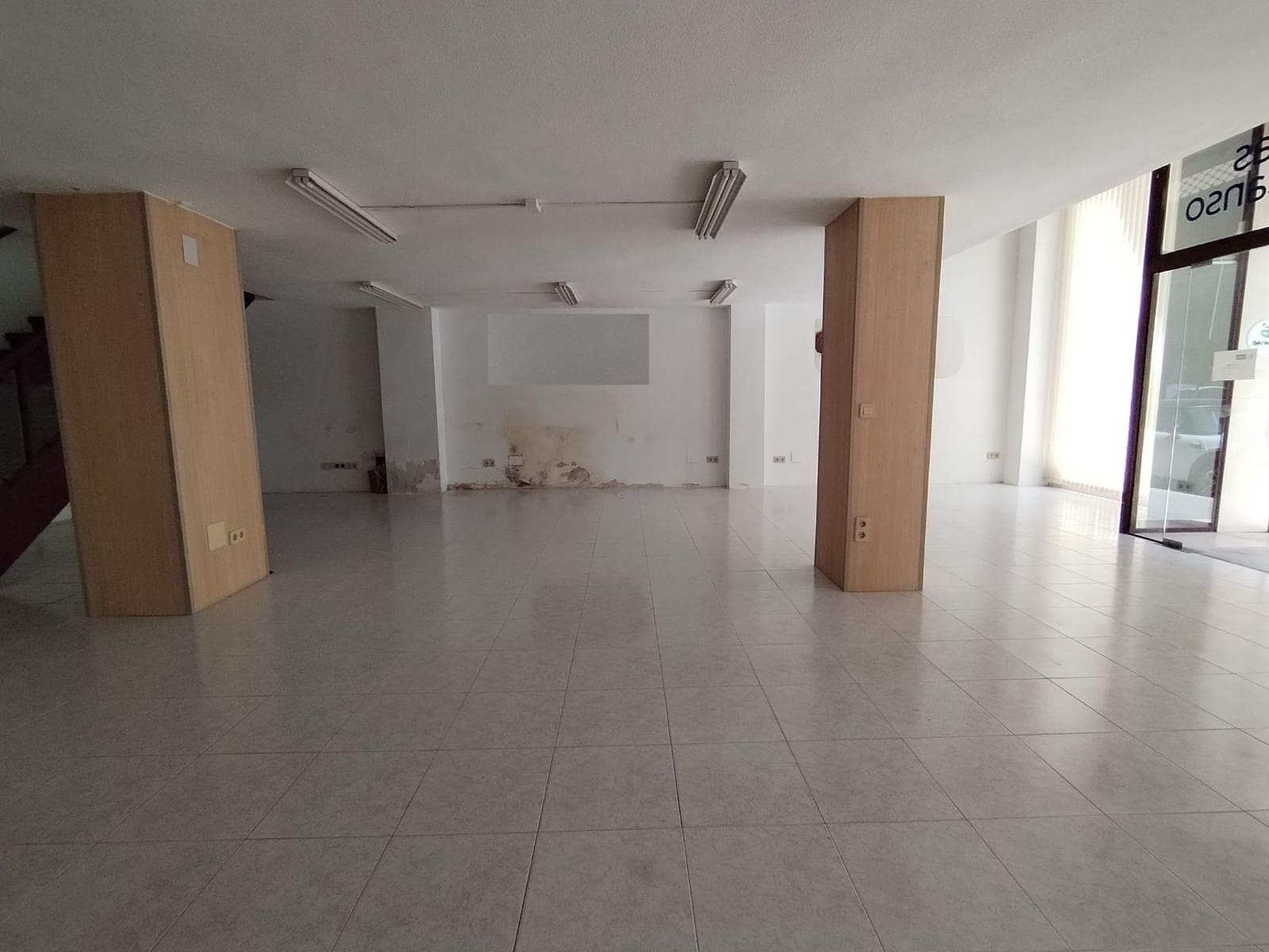 Comercial para arrendar em Alicante cidade - 2 990 € (Ref: 9470118)