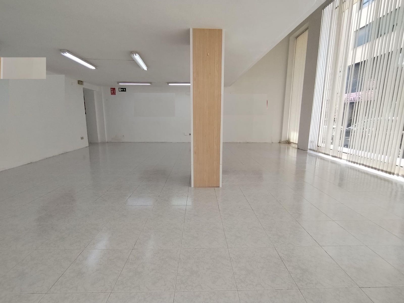 Comercial para arrendar em Alicante cidade - 2 990 € (Ref: 9470118)