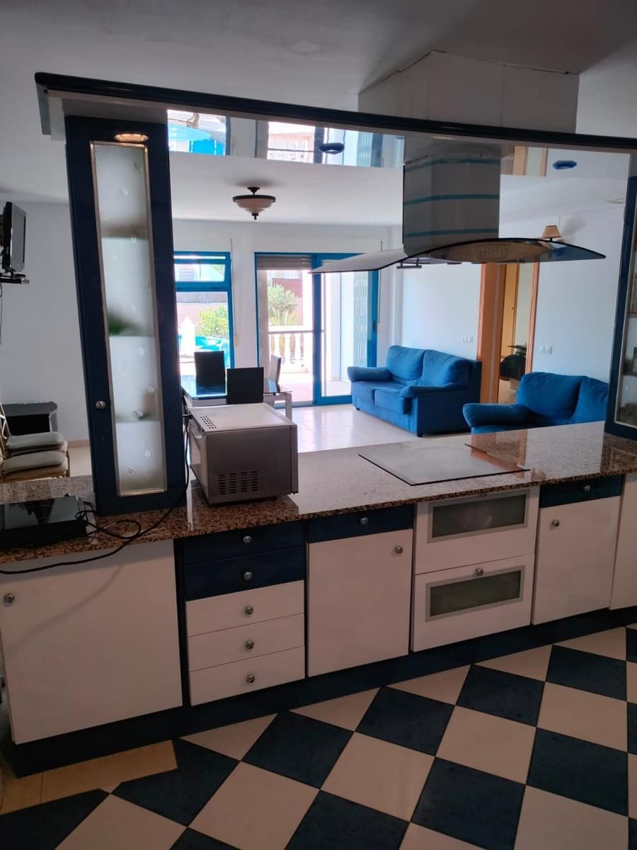 3 Zimmer Villa zu verkaufen in El Campello mit Garage - 470.000 € (Ref: 9470119)