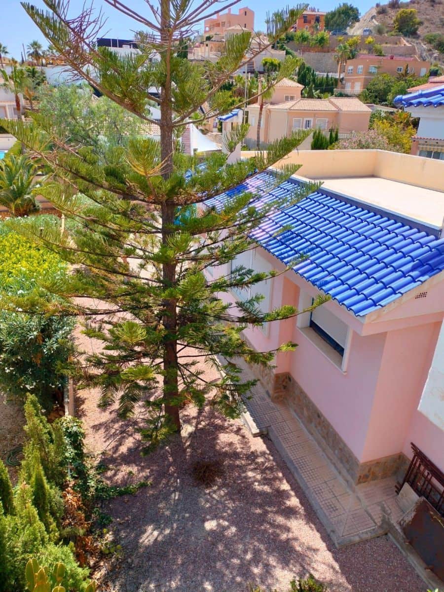 3 Zimmer Villa zu verkaufen in El Campello mit Garage - 470.000 € (Ref: 9470119)