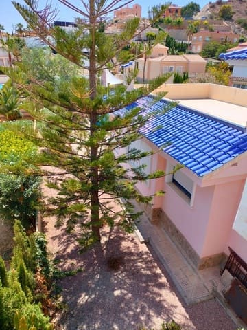 3 Zimmer Villa zu verkaufen in El Campello mit Garage - 470.000 € (Ref: 9470119)