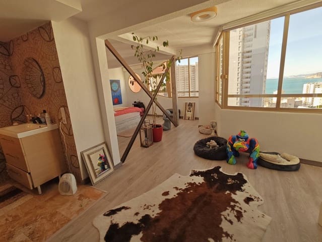 3 soveværelse Lejlighed til salg i Benidorm med swimmingpool - € 310.000 (Ref: 9536085)