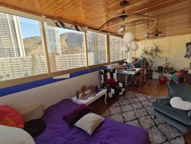 3 soveværelse Lejlighed til salg i Benidorm med swimmingpool - € 310.000 (Ref: 9536085)