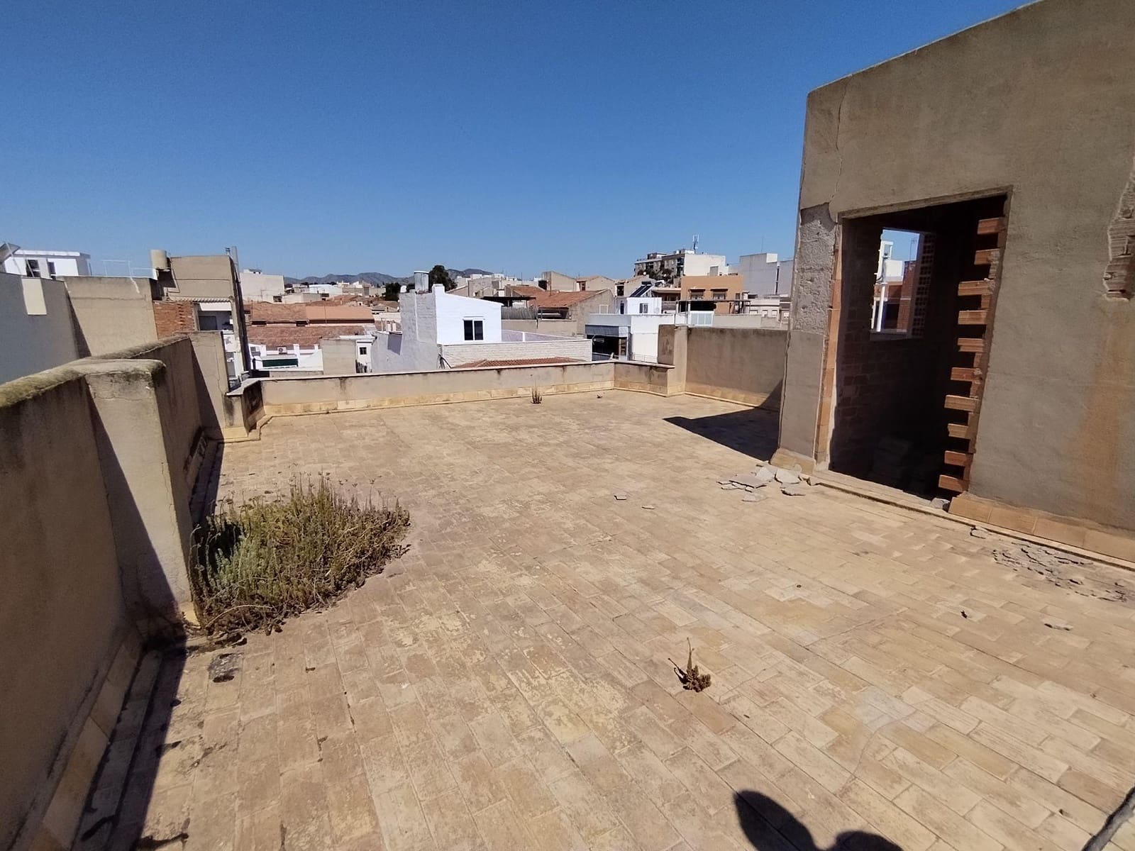 4 soveværelse Byhus til salg i Novelda - € 130.000 (Ref: 9556056)