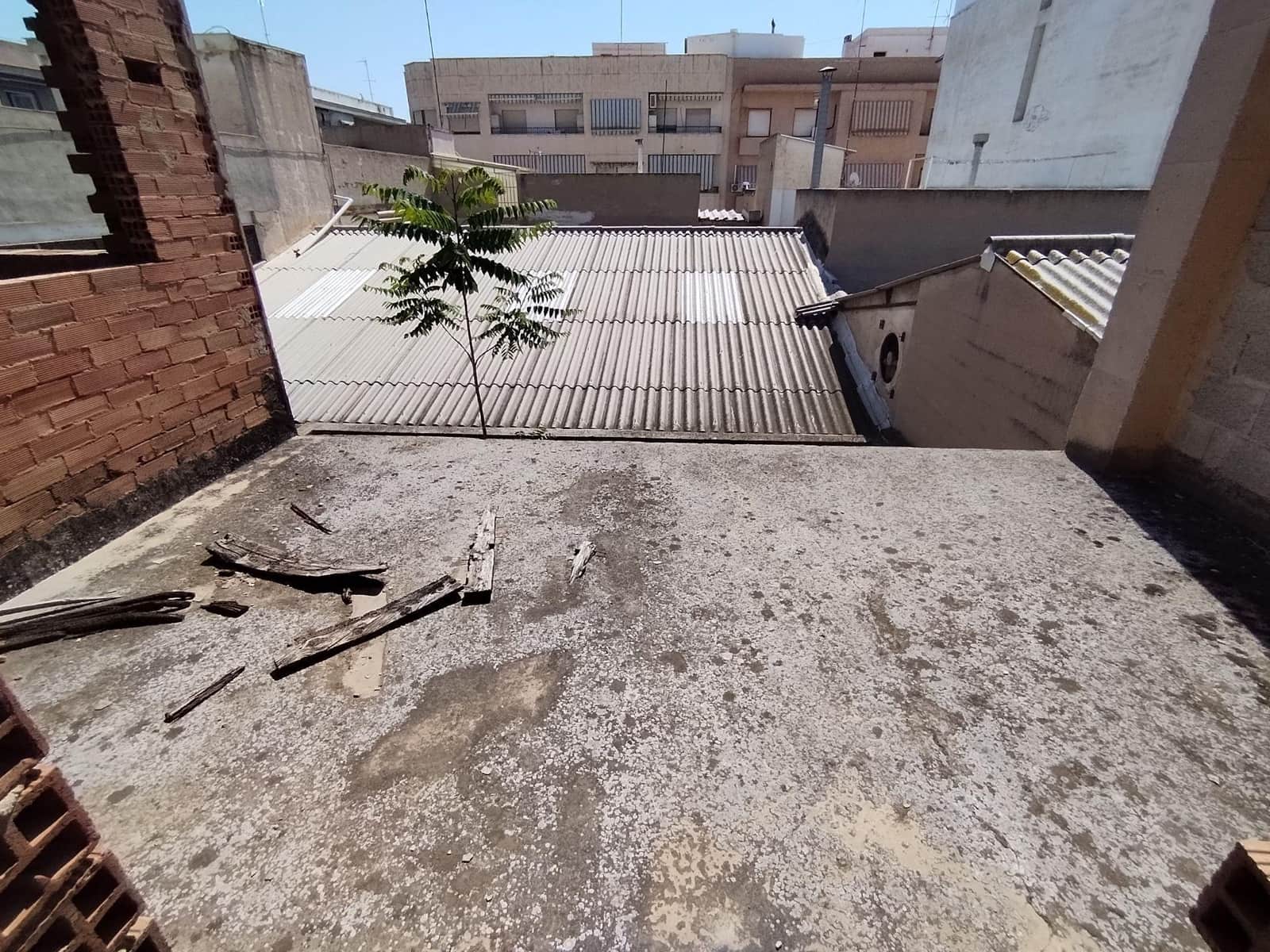 4 soveværelse Byhus til salg i Novelda - € 130.000 (Ref: 9556056)