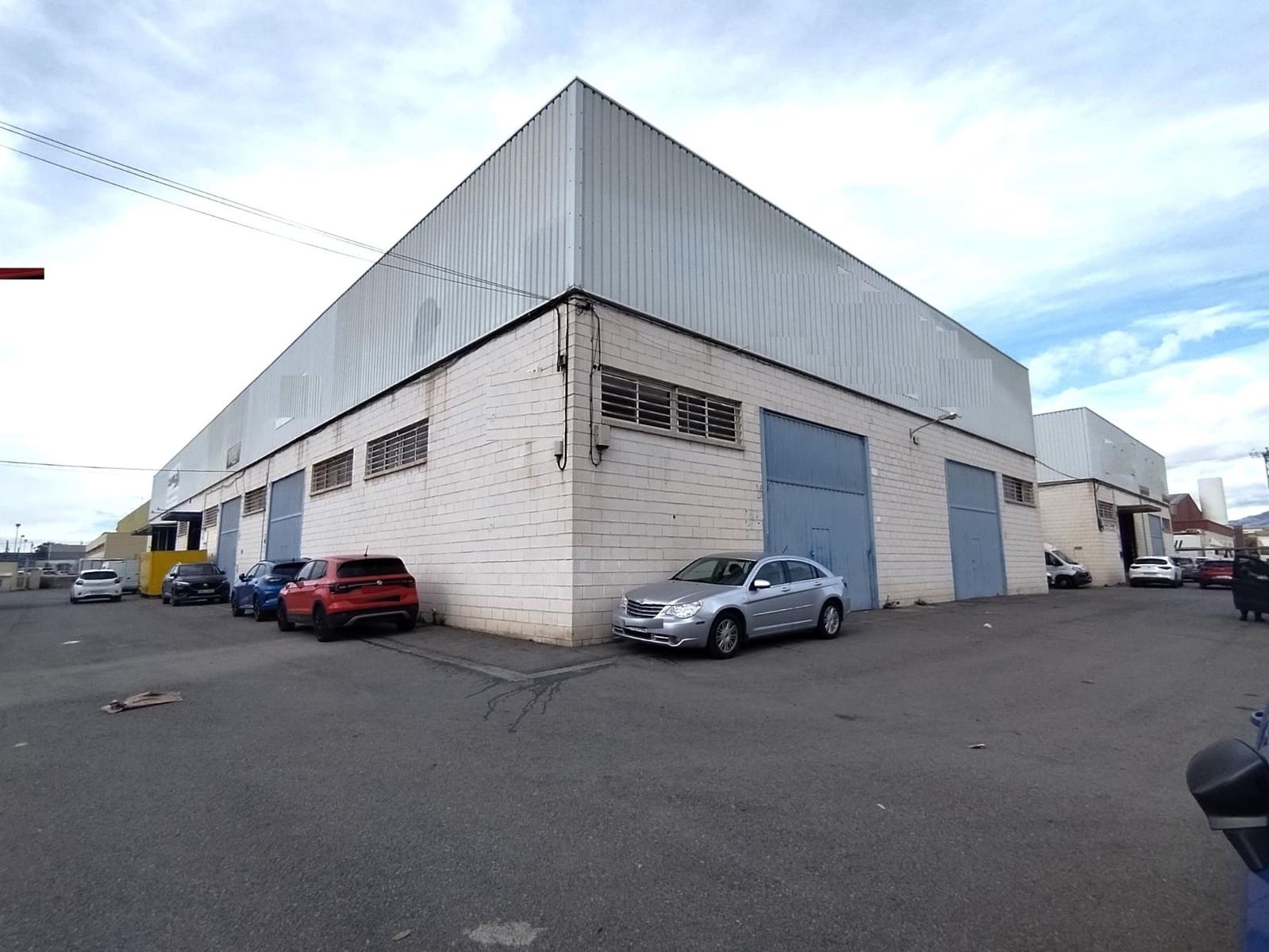 Business for rent in Alicante / Alacant city - € 1,890 (Ref: 9586721)