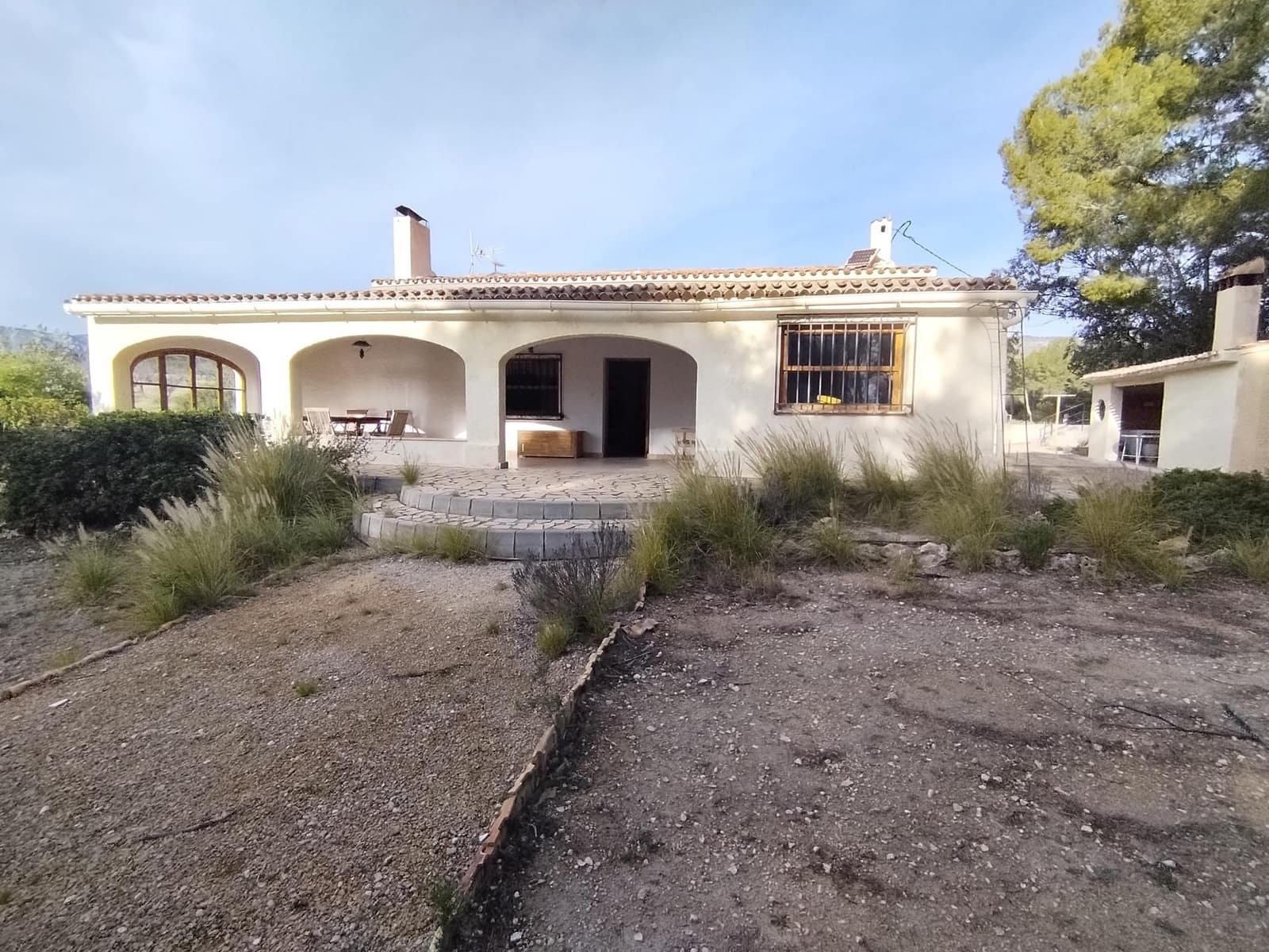 5 bedroom Finca/Country House for sale in Relleu with pool garage - € 300,000 (Ref: 9586722)