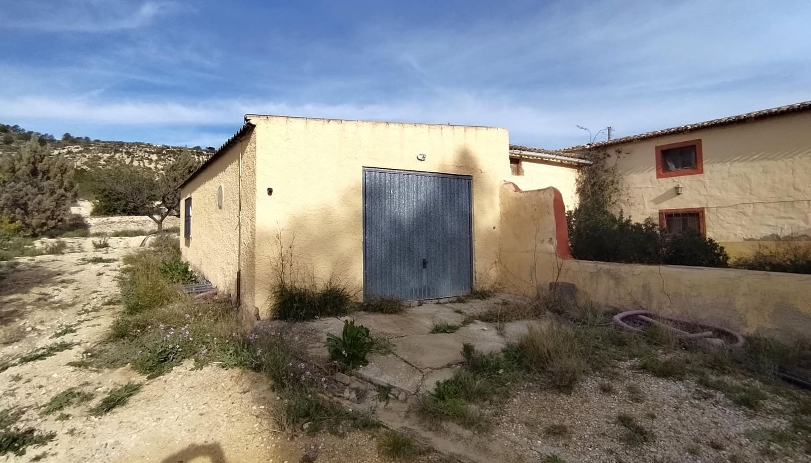 3 bedroom Finca/Country House for sale in Relleu with pool garage - € 450,000 (Ref: 9586723)