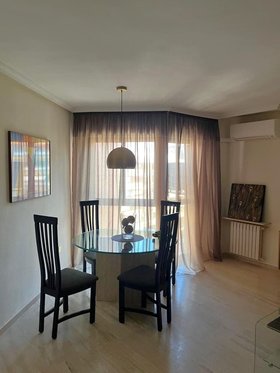 1 makuuhuone Asunto vuokrattavana paikassa Alicante kaupunki - 1 100 € (Ref: 9611708)