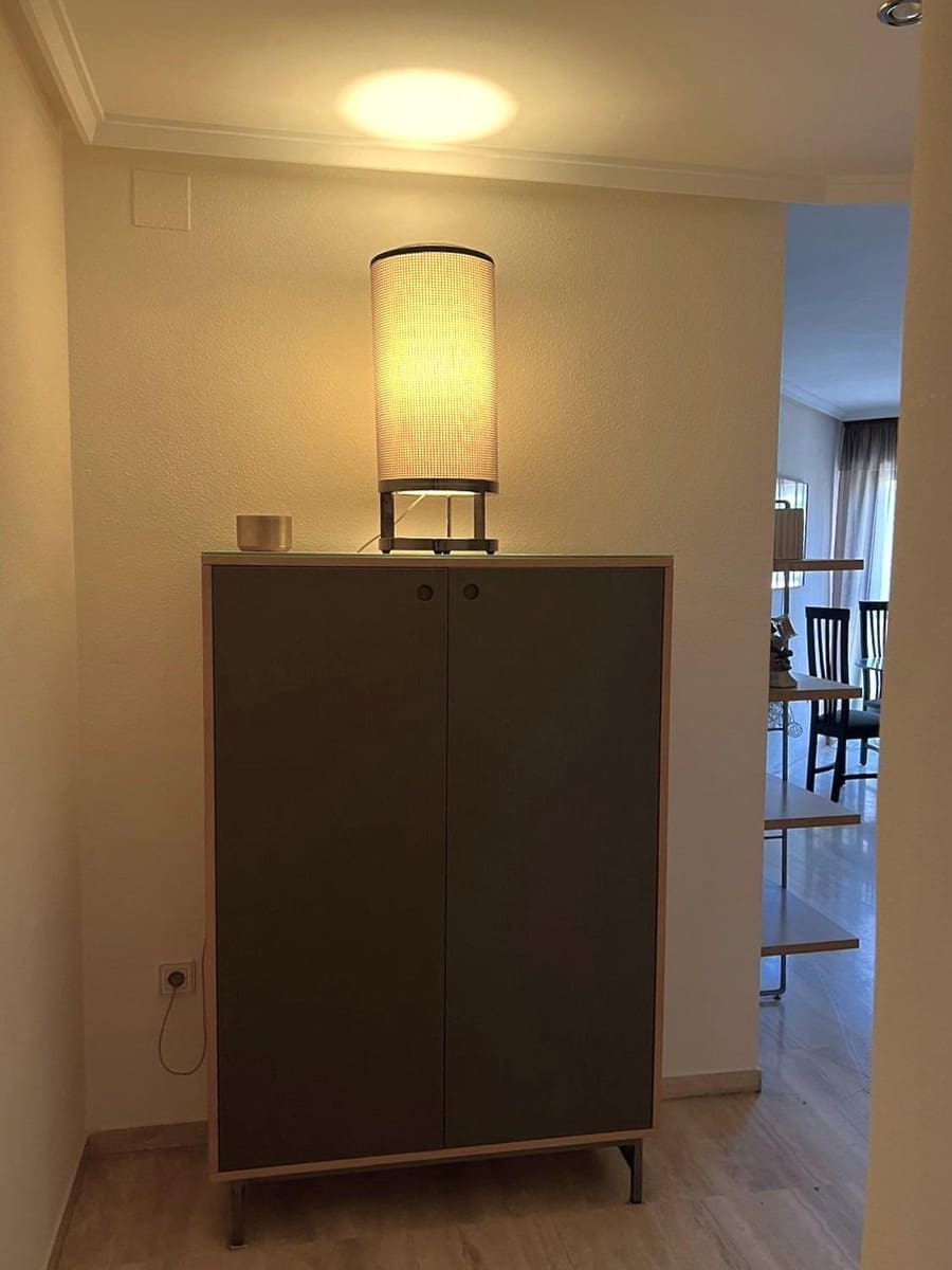 1 makuuhuone Asunto vuokrattavana paikassa Alicante kaupunki - 1 100 € (Ref: 9611708)