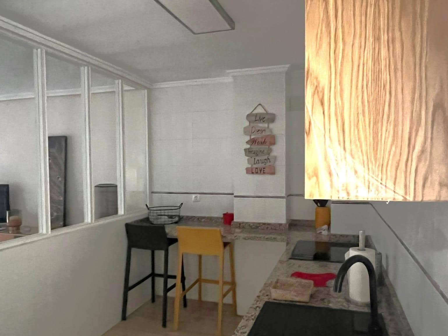 1 makuuhuone Asunto vuokrattavana paikassa Alicante kaupunki - 1 100 € (Ref: 9611708)