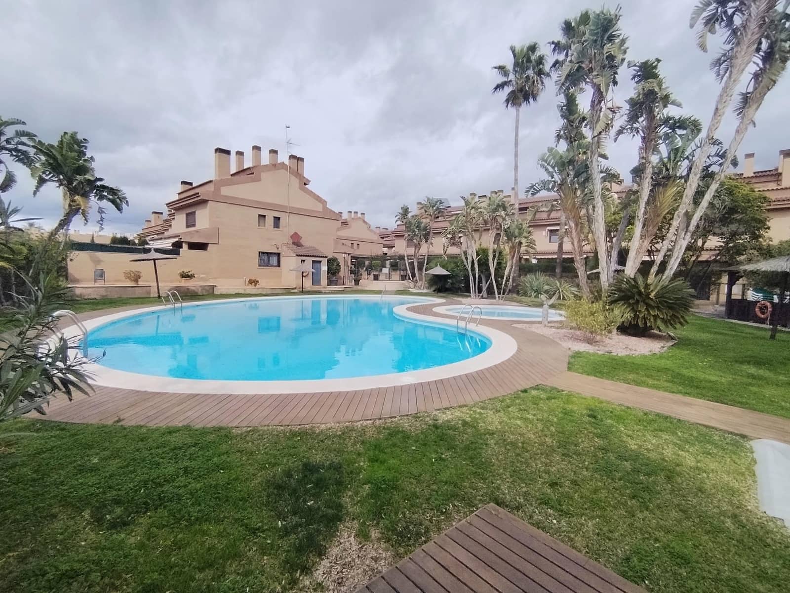 5 slaapkamer Bungalow te koop in San Juan de Alicante / Sant Joan d'Alacant met zwembad garage - € 470.000 (Ref: 9616054)