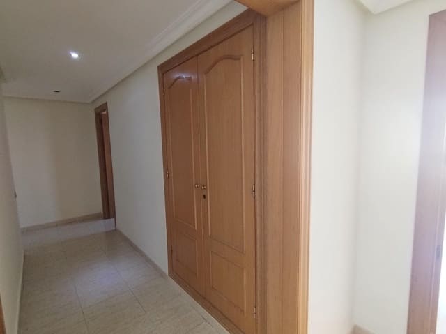 4 slaapkamer Flat te koop in Alicante stad - € 410.000 (Ref: 9634507)