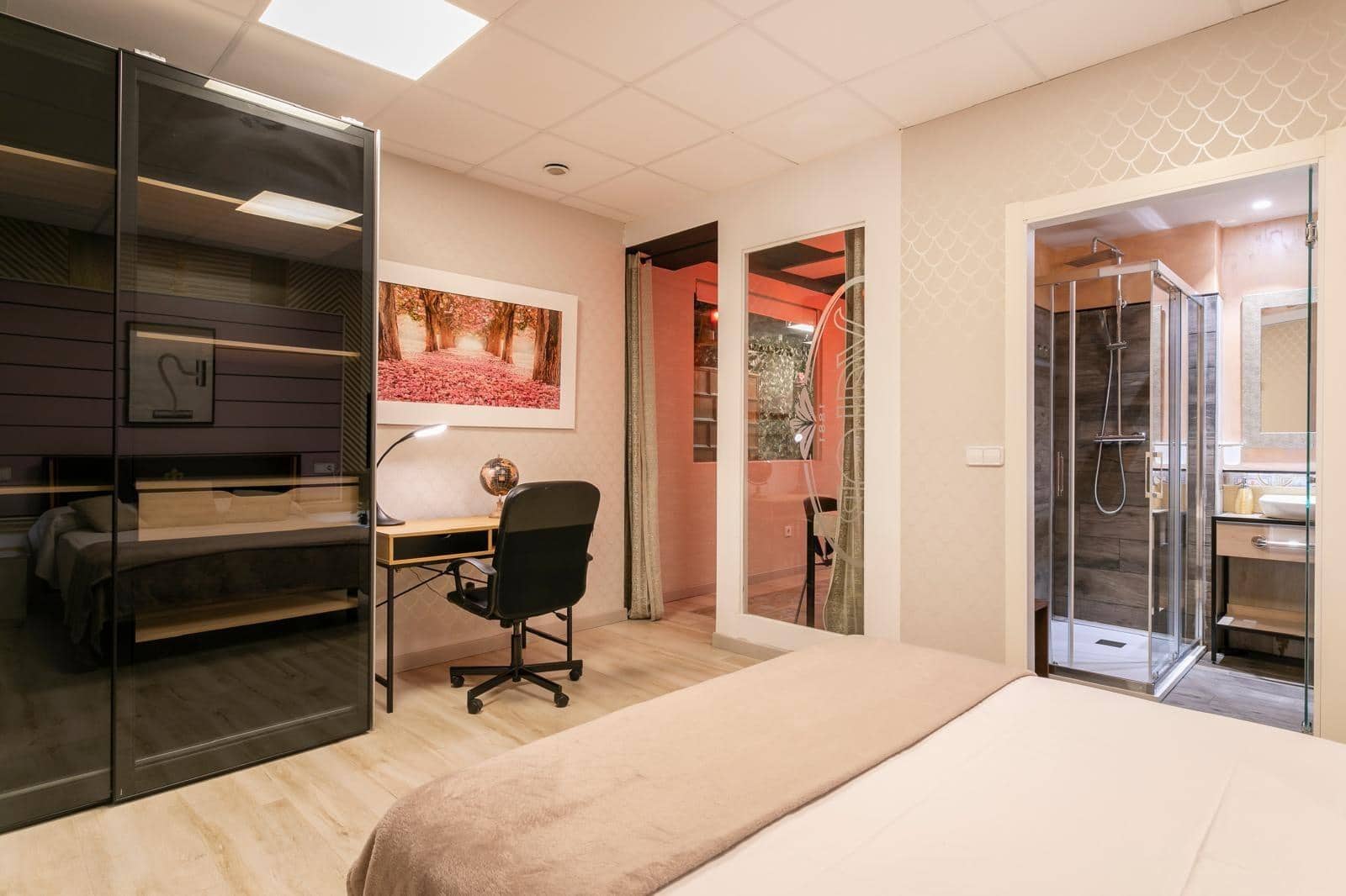 1 bedroom Commercial for sale in Alicante / Alacant city - € 220,000 (Ref: 9712168)