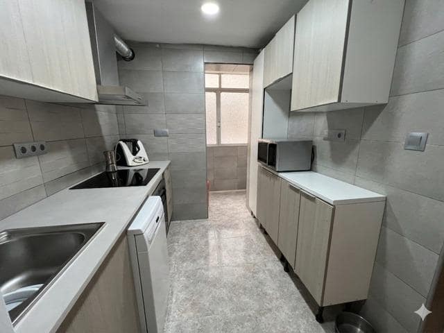 3 makuuhuone Asunto myytävänä paikassa Alicante kaupunki - 120 000 € (Ref: 9788552)