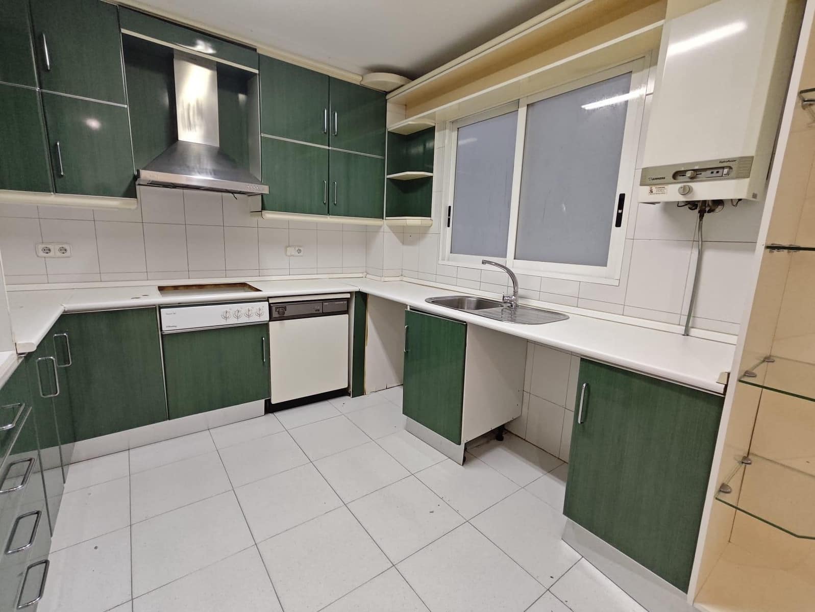 2 bedroom Flat for sale in Alicante / Alacant city - € 499,000 (Ref: 9825435)