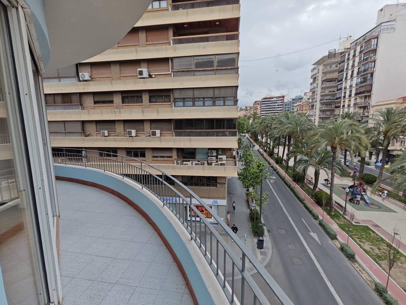 2 bedroom Flat for sale in Alicante / Alacant city - € 499,000 (Ref: 9825435)
