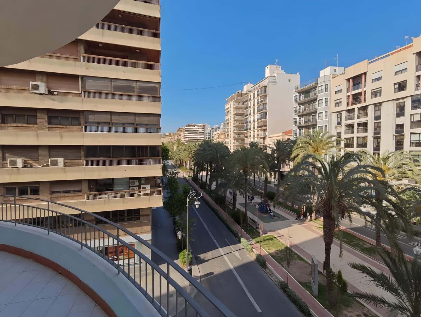 2 soverom Leilighet til salgs i Alicante by - € 465 000 (Ref: 9825435)