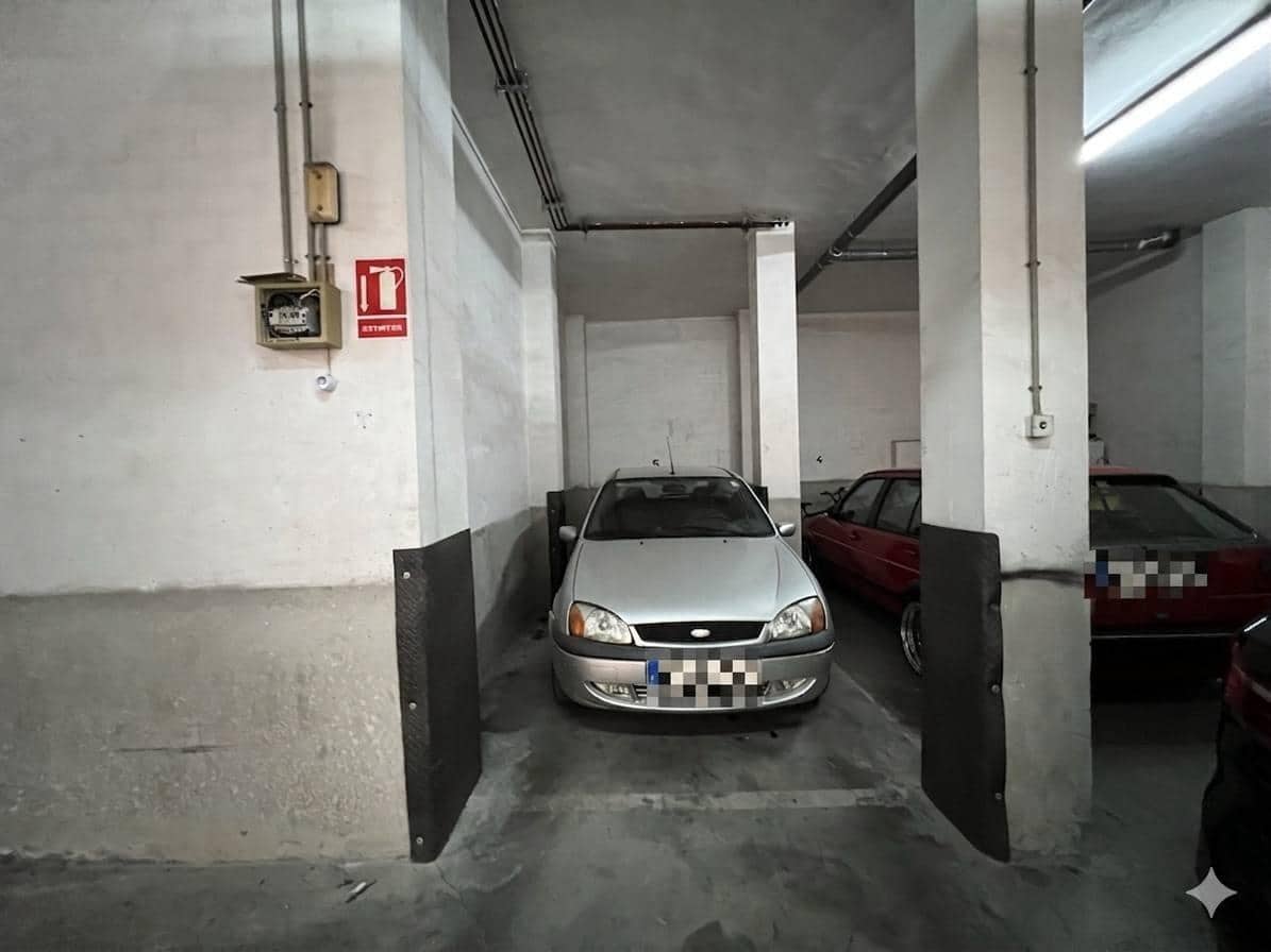 4 bedroom Flat for sale in San Vicente / Sant Vicent del Raspeig with garage - € 250,000 (Ref: 9836556)