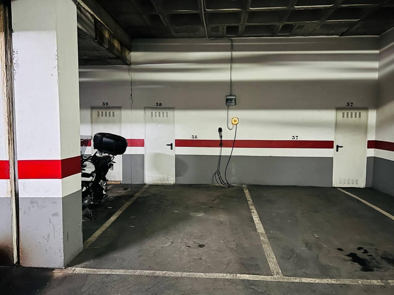 2 makuuhuone Asunto myytävänä paikassa Alicante kaupunki mukana uima-altaan 
autotalli - 308 500 € (Ref: 9868802)