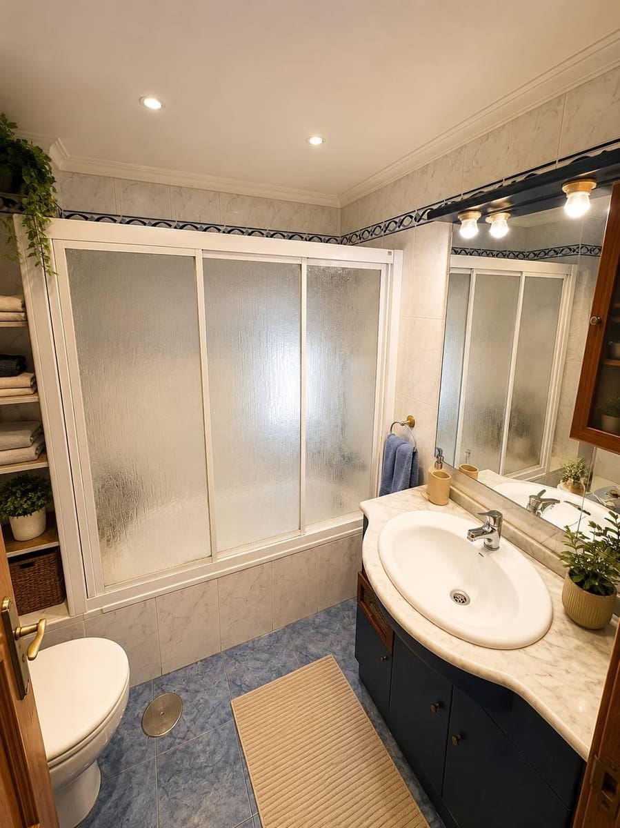 3 slaapkamer Penthouse te koop in Alicante stad met garage - € 260.000 (Ref: 9876611)