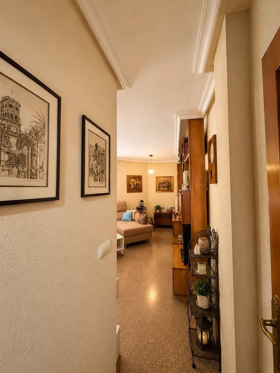 3 slaapkamer Penthouse te koop in Alicante stad met garage - € 260.000 (Ref: 9876611)