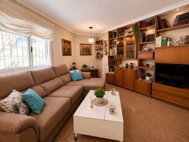 3 Zimmer Penthouse zu verkaufen in Alicante / Alacant Stadt mit Garage - 260.000 € (Ref: 9876611)