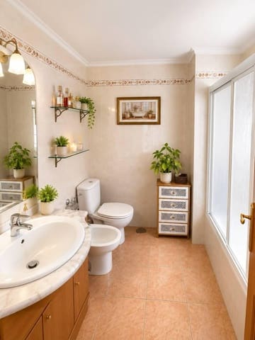 3 Zimmer Penthouse zu verkaufen in Alicante / Alacant Stadt mit Garage - 260.000 € (Ref: 9876611)