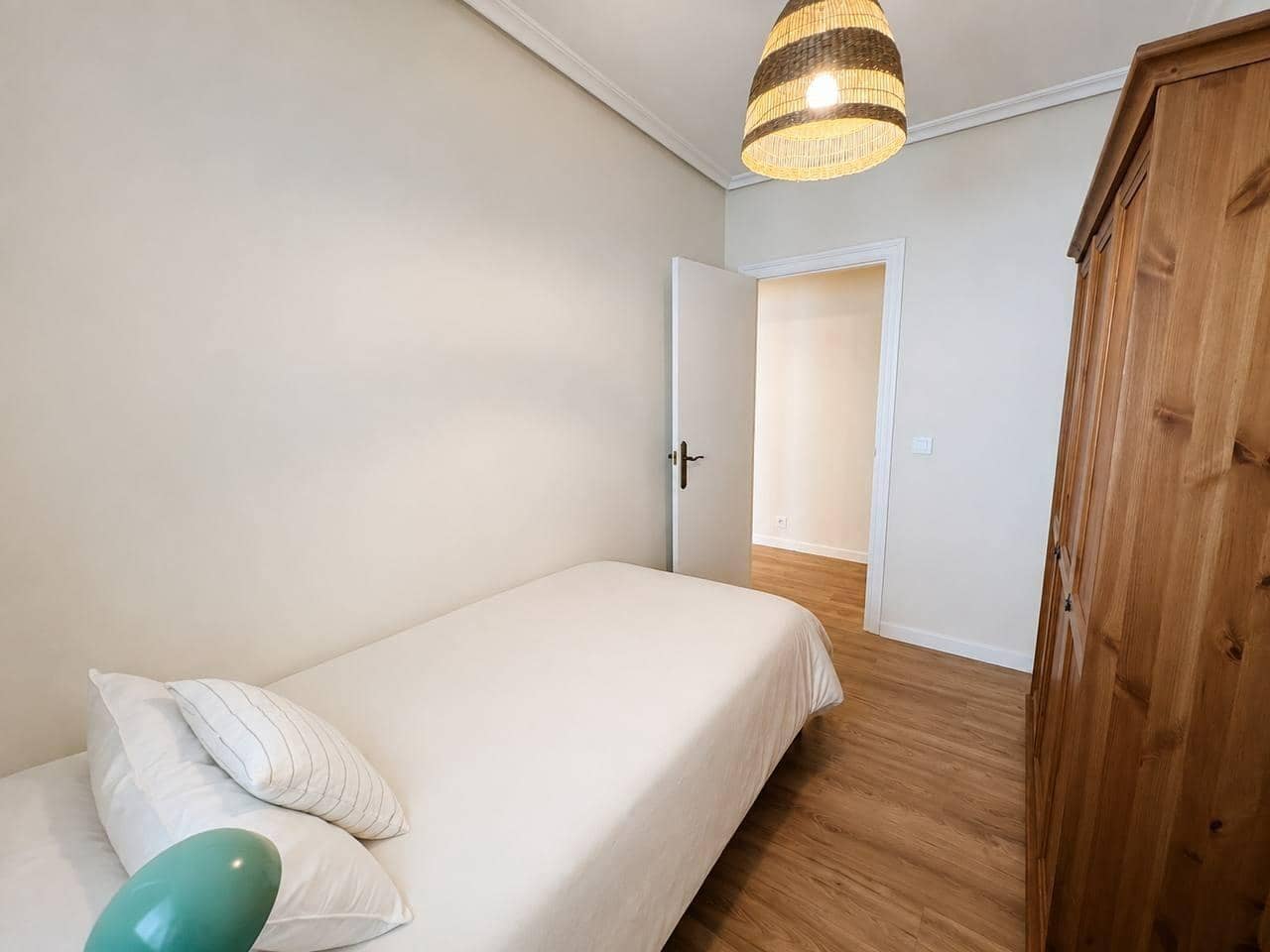Piso de 4 habitaciones en Alicante / Alacant ciudad en venta - 389.000 € (Ref: 9892545)