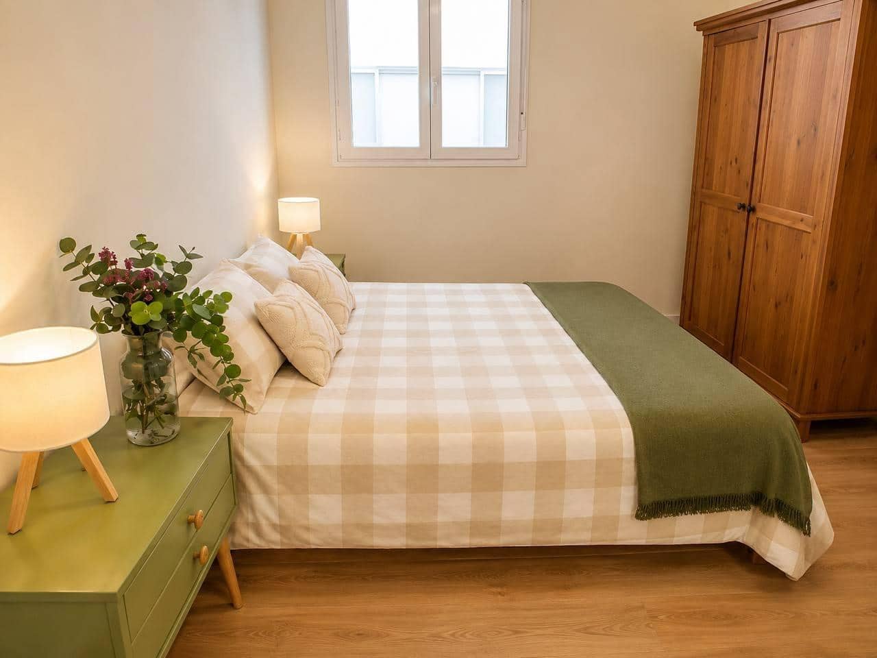 Piso de 4 habitaciones en Alicante / Alacant ciudad en venta - 389.000 € (Ref: 9892545)