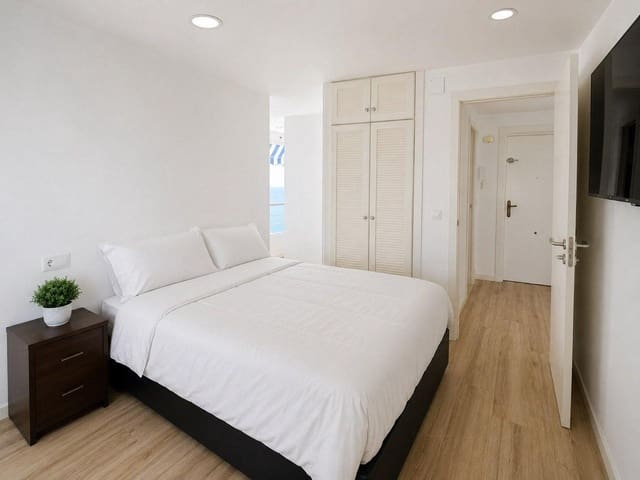 2 soveværelse Lejlighed til salg i Alicante by - € 399.000 (Ref: 9916040)