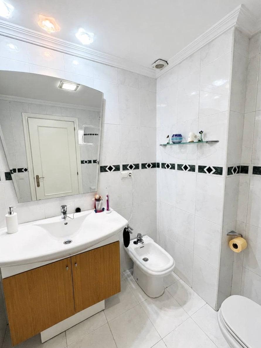 3 sovrum Lägenhet till salu i Alicante stad med garage - 241 723 € (Ref: 9952778)
